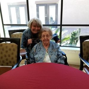 Meet your Posher, Sharon